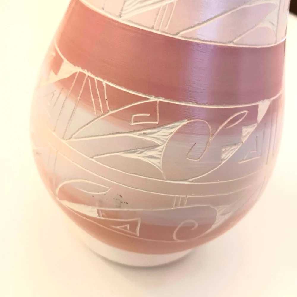 Vintage signed etched ceramic Southwestern Native vase vessel. 7.5" tall - Picture 4 of 13